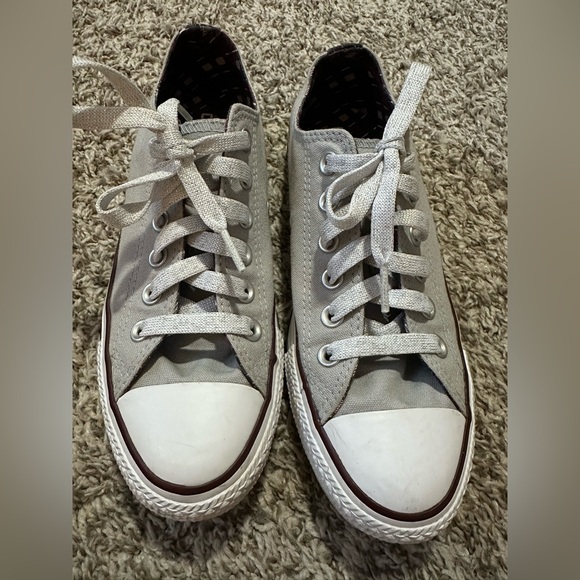 Converse Shoes - All-Star Chuck Taylor Gray With Glittery Laces